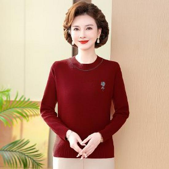 

Mother s Spring Knitted Top: Stylish 2026 Sweater for Middle-Aged & Elderly Women - Perfect Autumn/Winter Base Layer L красный