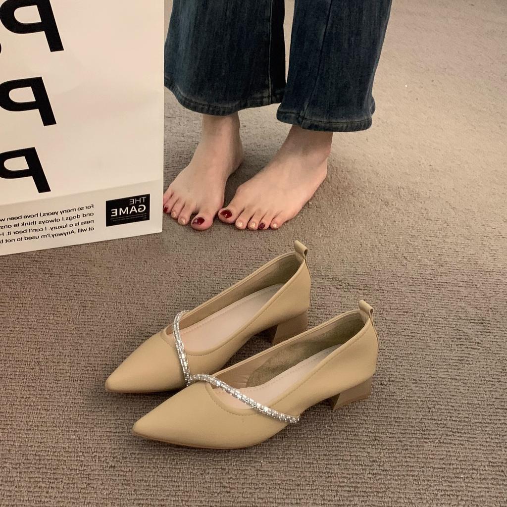 Medium heel milk khaki chain temperament pointed Mary Jane single shoes women's shoes spring and autumn evening commuting grandma shoes