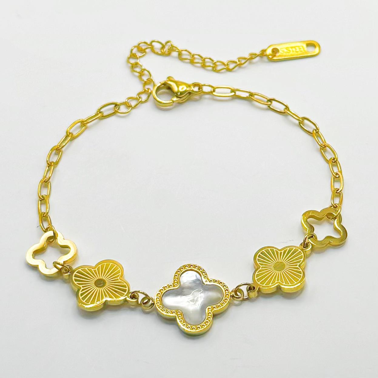 

Полый браслет «Четырехлистный клевер» с изогнутой поверхностью и трехмерным перламутровым цветом, который не тускнеет, высококачественный браслет золотой