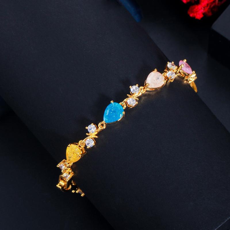 WWJ Einzigartige mehrfarbige Tennisarmbänder mit gebrochenem Eis-Zirkonia