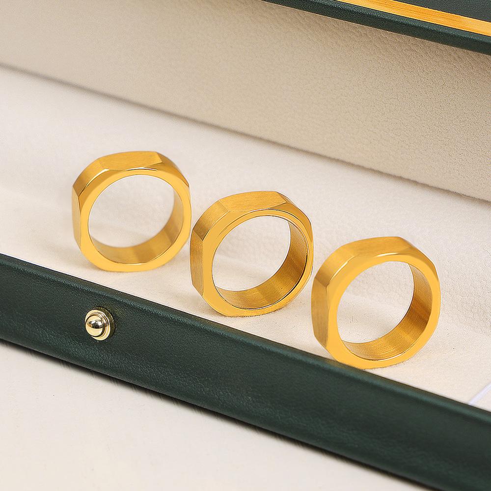 

INS Titanium Steel Polished Wide Band Couple Ring - Chinese Style High-End Fashion Size 8