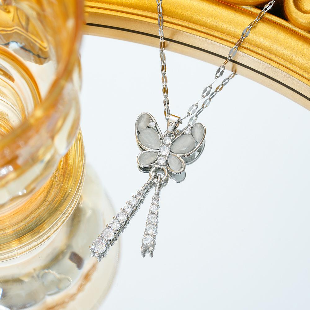 Titanium Steel Zircon Butterfly Pendant Necklace - Simple & Versatile Clavicle Accessory