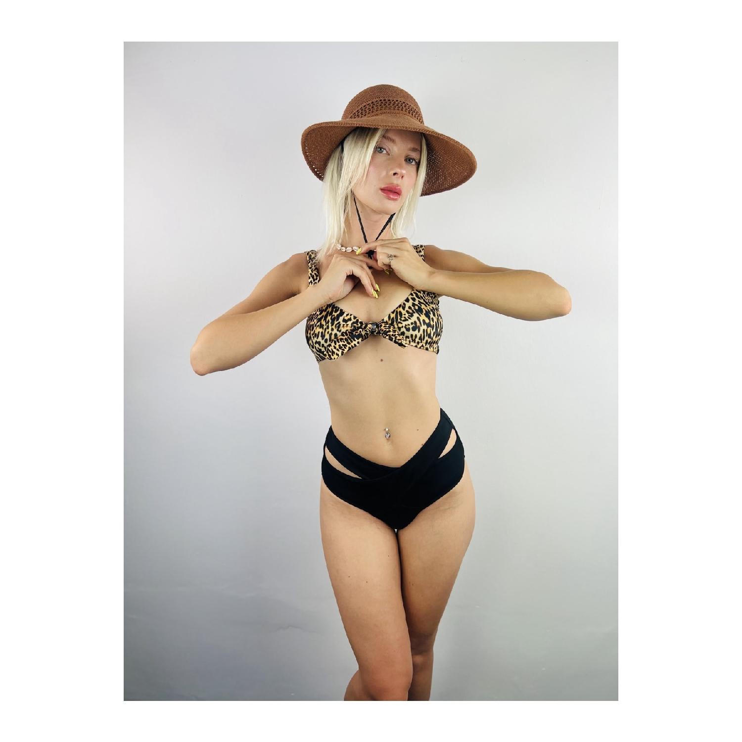 

Пляжная шляпа нового сезона с открытой спиной и бантом