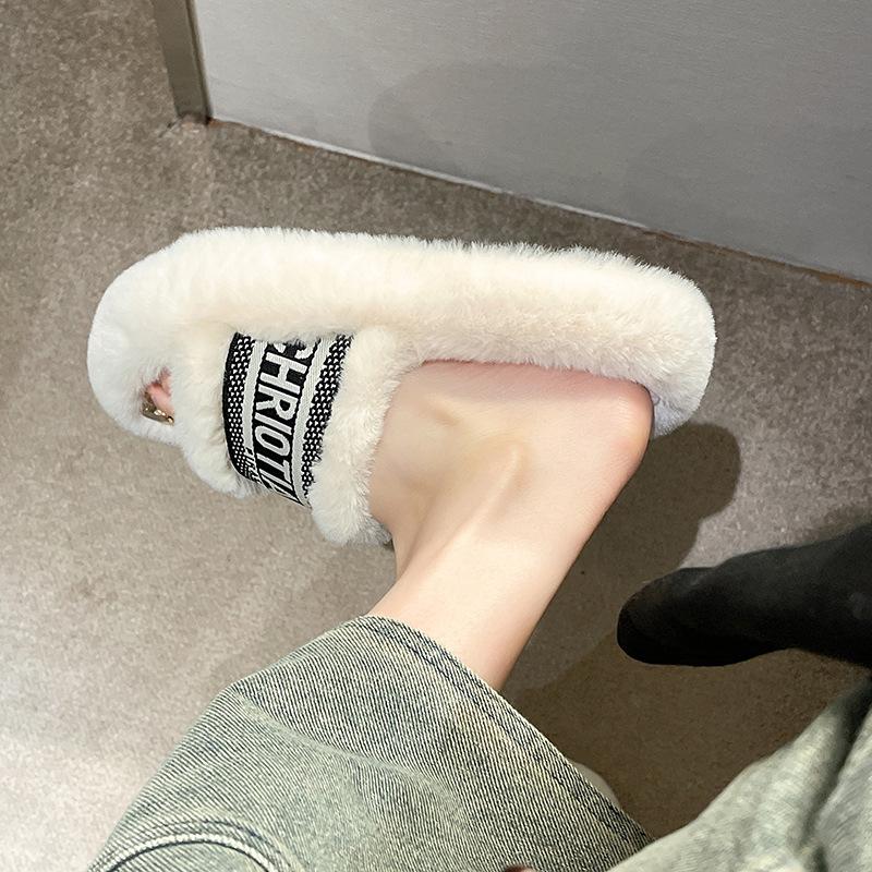 Thick-soled Fluffy Slippers for Women's Autumn and Winter Wear 2025 New Office Home Plush Slippers Popular Cotton Slippers