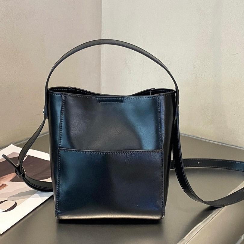 Fashionable And Versatile One Shoulder Handbag For Women, Cow