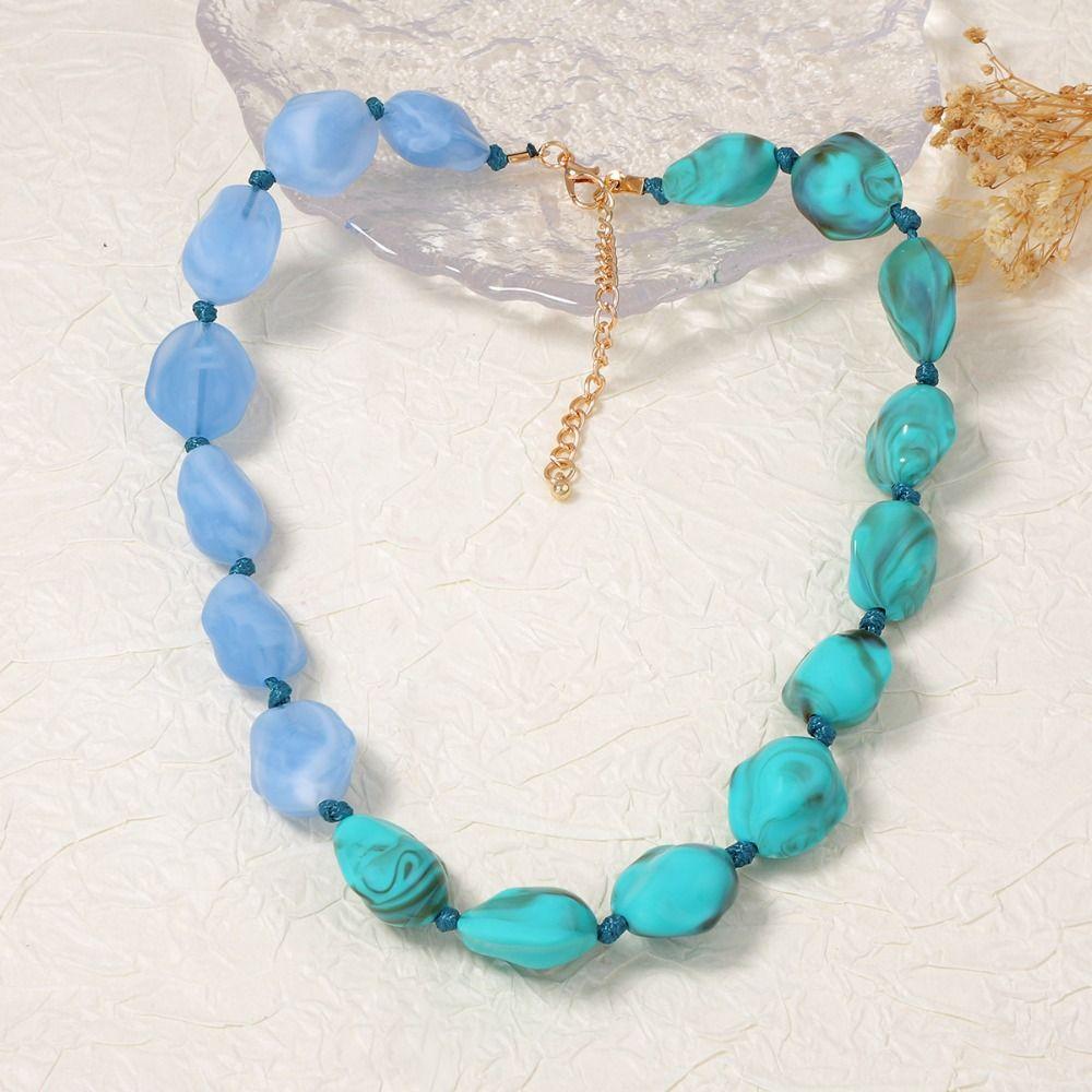 Multi-color Short Necklace Simple Choker Fashionable Exaggerated Beaded Necklace  for Women Girls