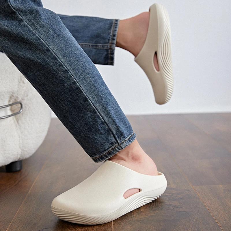 Men's Slippers Summer New Baotou Cave Slippers Outdoor Thick Soled Non Slip Sandals Lightweight Beach Casual Slippers