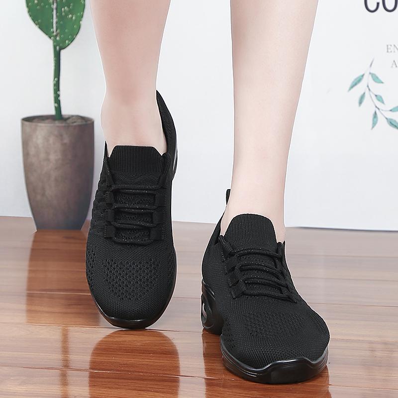 Women's Large-sized Square Dance Shoes Women's Mesh Fly Woven Breathable Modern Fashion Dance Shoes Ballet Dance Shoes Ballet Flats Shoes