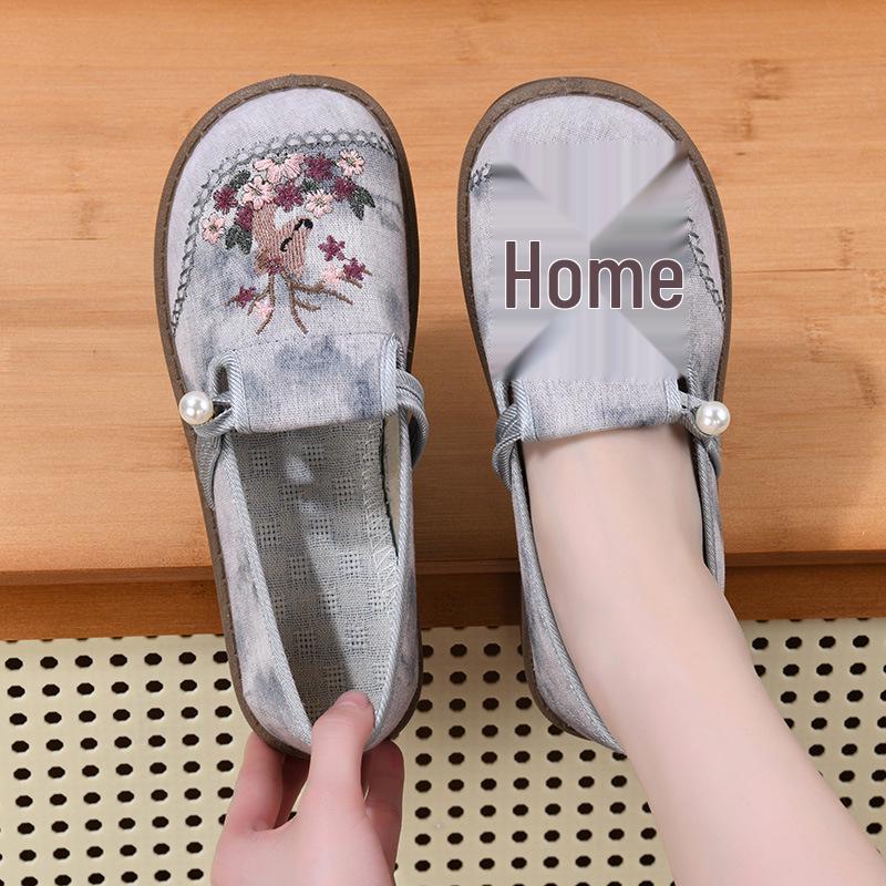 Women's Versatile Spring Ethnic Embroidered Cloth Shoes - Hanfu & Casual Styles