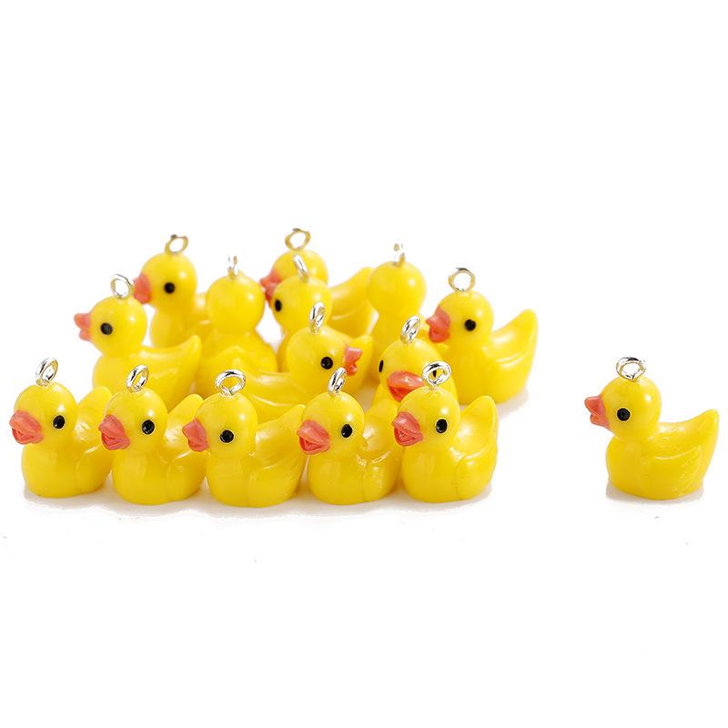 50 Pcs Diy Resin Duck Pendant Cute Animal Charms for Necklace Bracelet and Keychain Couple Family Keychain Pendant