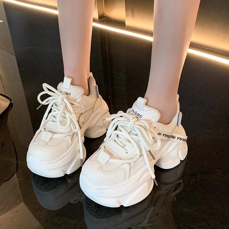 Mode 8CM Frühling High Platform Sneakers Damen Atmungsaktiver Tennis Damen Vulkanisierte Schuhe Herbst Klobige Sneakers Sportliche Dad Shoes Frau