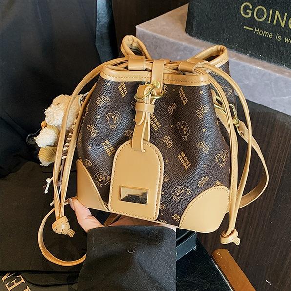 Bag Women's New Fashion Shoulder Bag Messenger Bag