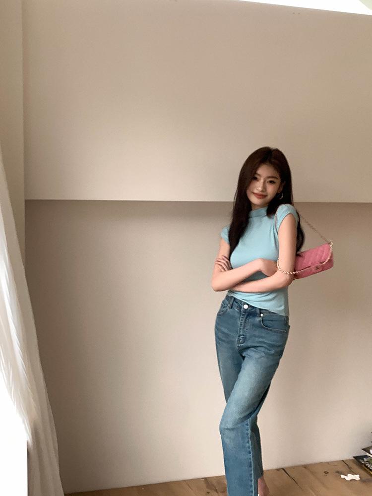 2026 Spring/Summer Women's Elegant Slim-Fit Semi-High Neck Short-Sleeve T-shirt