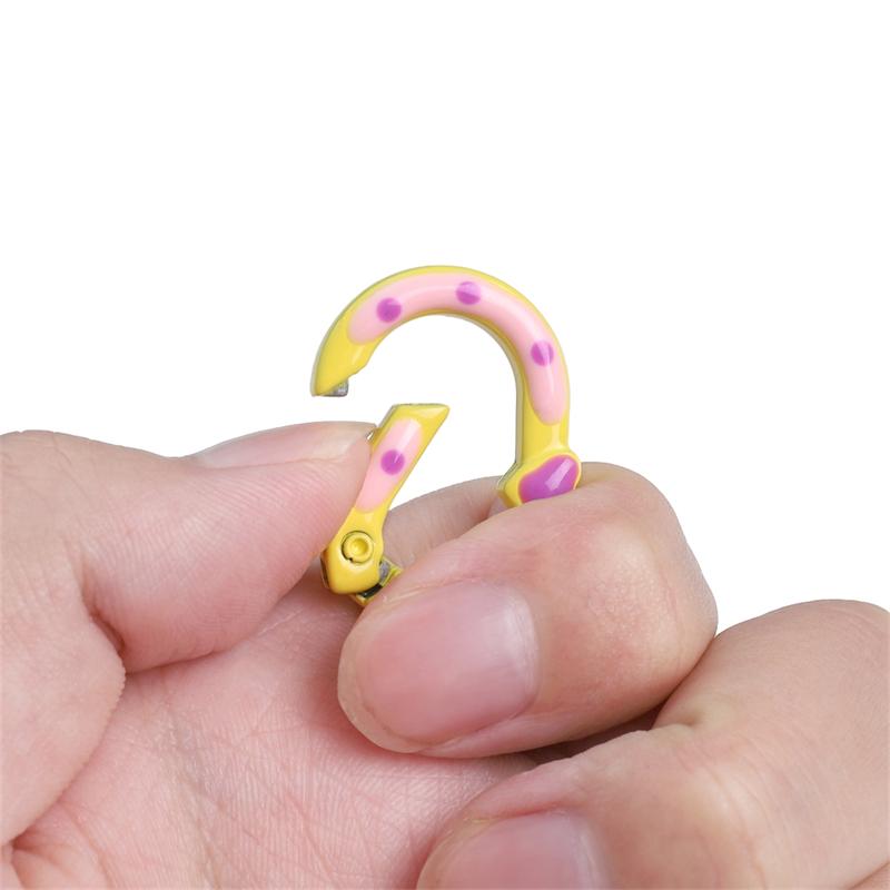 Stop malowany sprayem dwustronny brelok w kształcie serca w kropki owalny krople oleju akcesoria DIY