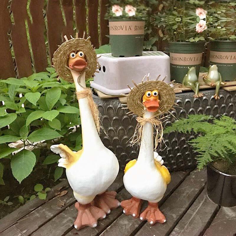Resin Duck Pair Outdoor Garden Ornament
