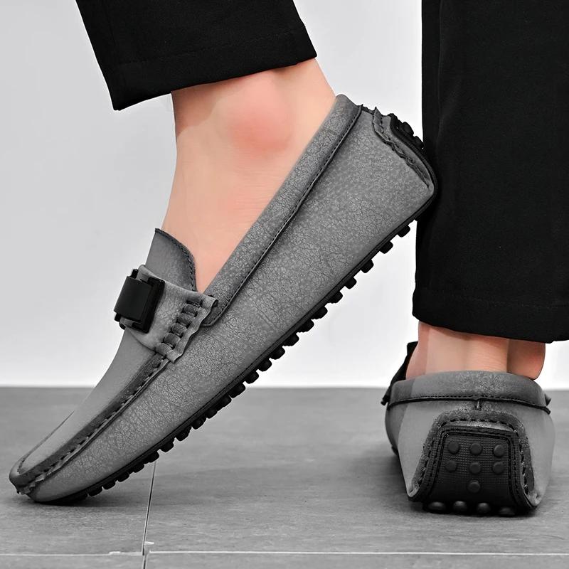 Fashion White Loafers for Men Soft Sole Social Shoes Casual Driving Flats Slip-on Male Moccasins Plus Size 38-49 Zapatillas Para Hombre