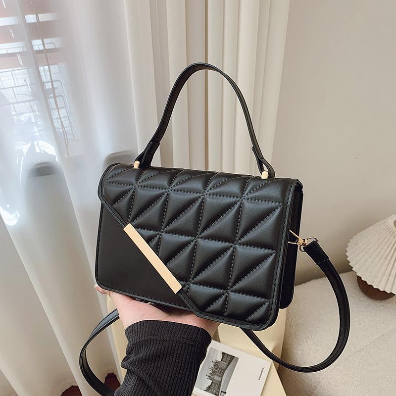 

Women s bags, women s rhombus embroidery thread fashion small bags 2025 shoulder messenger bags texture, popular portable small square bags this year