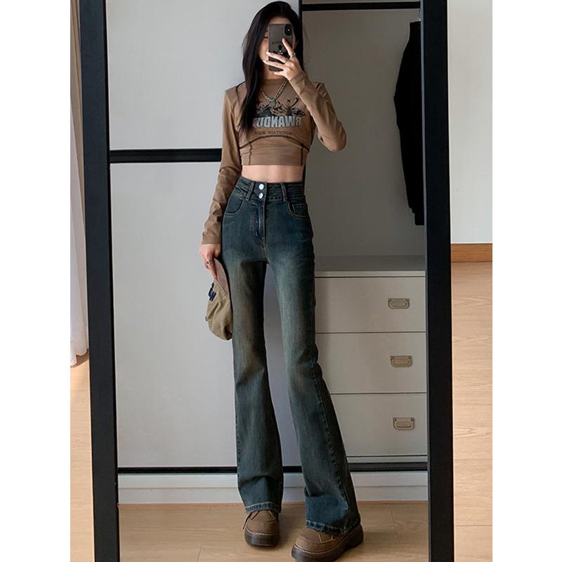 

Cement Gray High-Waisted Petite Micro-Flare Fleece-Lined Jeans for Women: Autumn/Winter 2024 XL