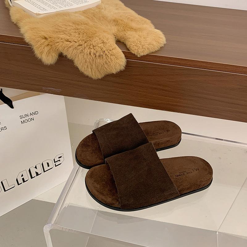 Korean simple matte leather one-word slippers women's 2025 early autumn new versatile comfortable small casual shoes slippers