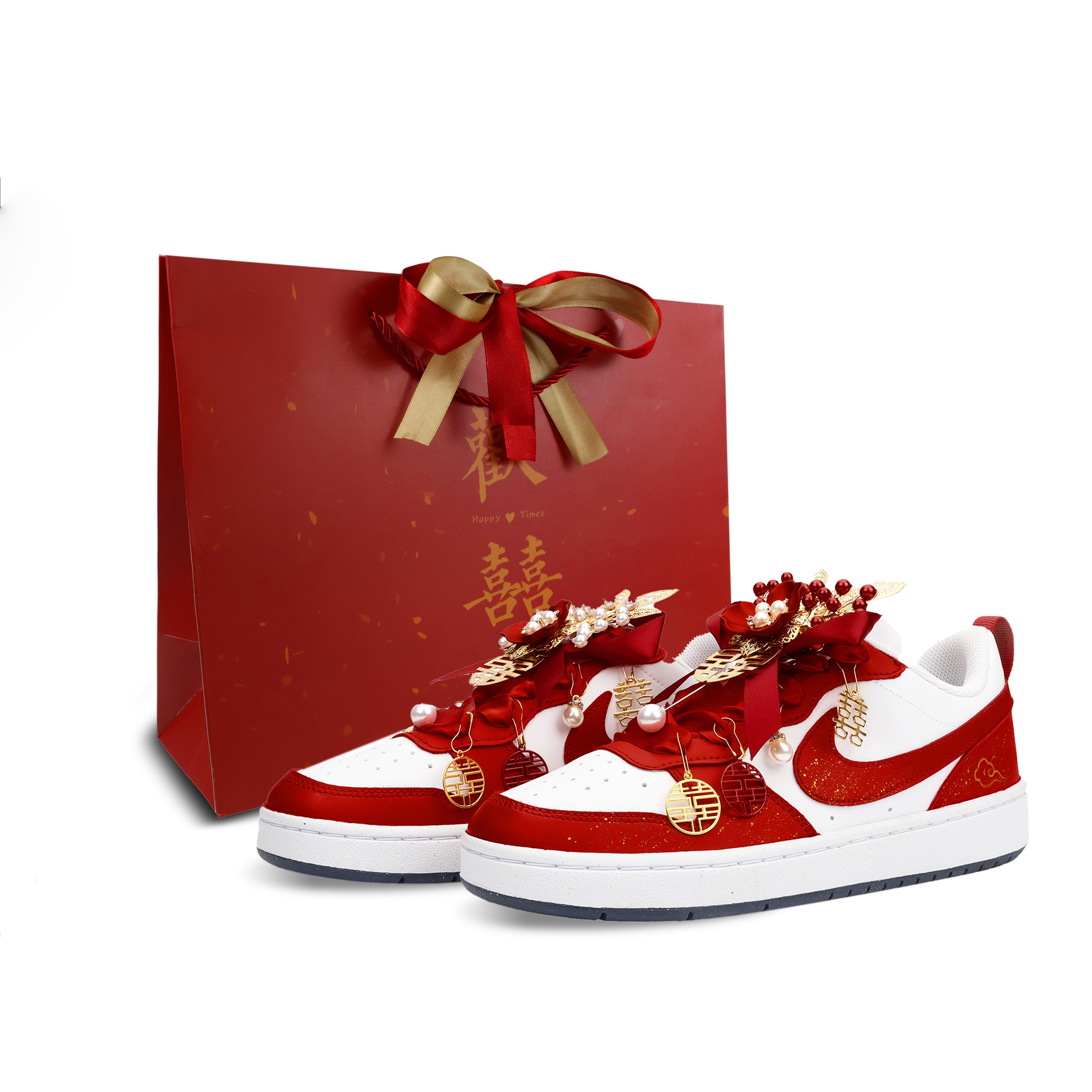 

Nike Court Borough Blooming Flowers And Full Moon Cushioning Low top Skateboard Shoes Women s Red DV5456-124(Team900-) 38.5