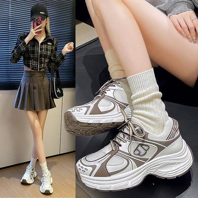 Grande taille version coréenne chaussures de papa respirantes pour femmes 2024 automne nouvelles chaussures blanches à plateforme en maille chaussures de sport décontractées polyvalentes