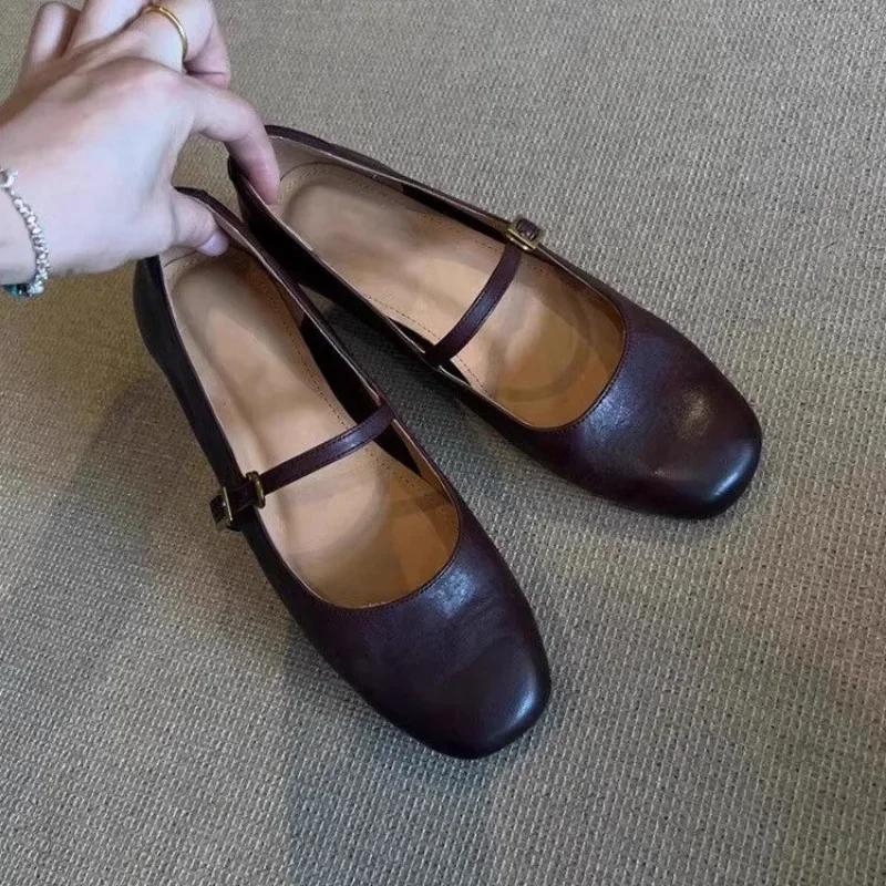 Fashion Ladies Shoes on Offer New Hot Sale Mary Janes Women's Flats Outdoor Daily Women Square Toe Buckle Strap Shallow Retro Flat Shoes