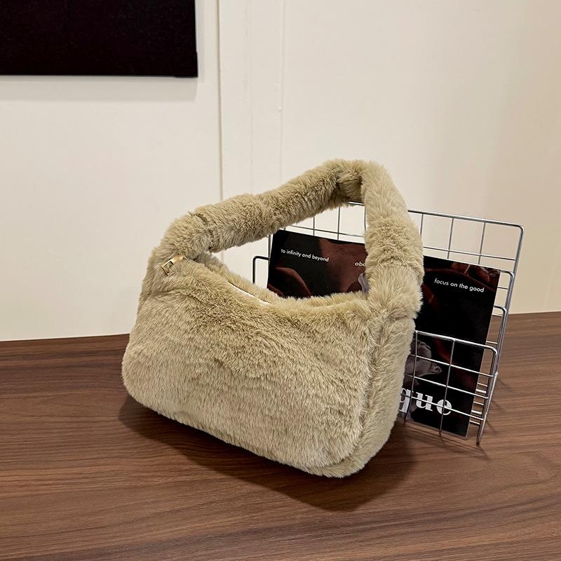 Winter New Plush Underarm Shoulder Bag Hand Carry Women's Change Bag Small Fresh Casual Portable Casual Women's Bag