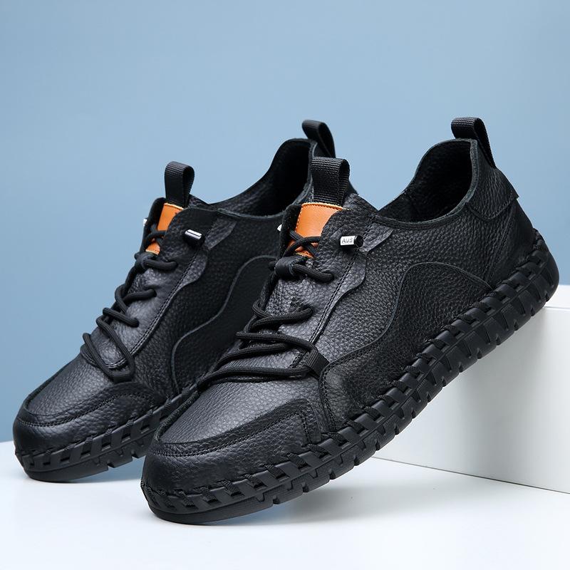 Mode Mode Echte Lederschuhe Herren Slipper Business Casual Lederschuhe Klassische Weiche Mokassins Hombre Atmungsaktive Herrenschuhe Flach