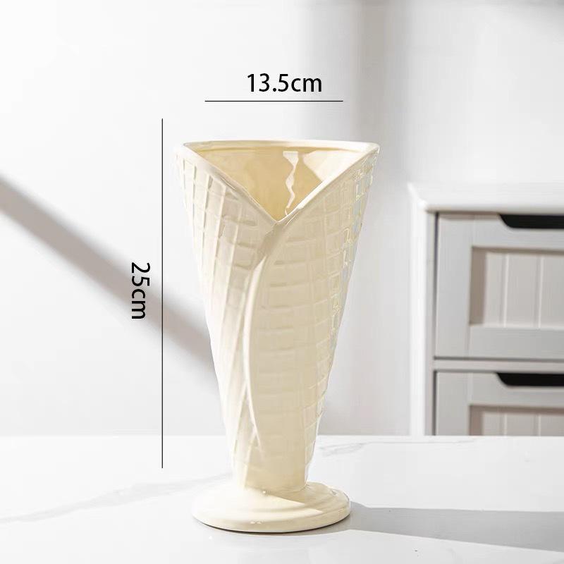 Cream Style Lace Ceramic Vase - Luxury Decor for Living and Dining Rooms