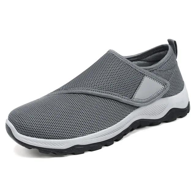 Spring and Autumn New Casual Sports Shoes Men's and Women's Mesh Breathable Non Slip Sports Shoes Soft Bottom Velcro Single Shoe