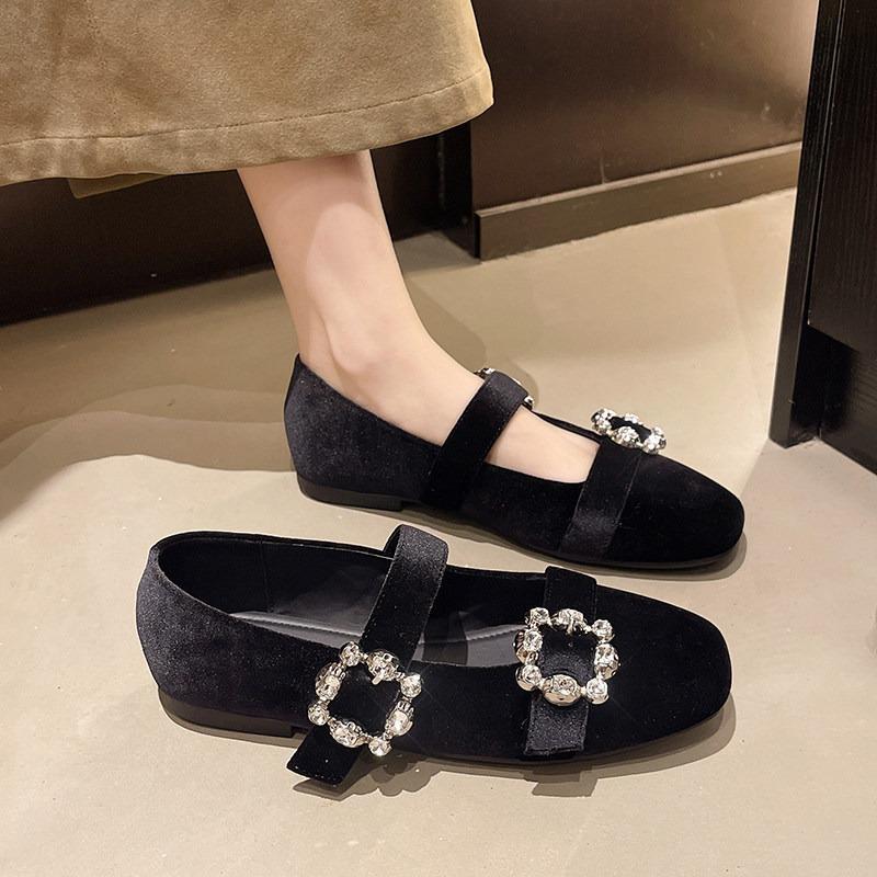 French Women Retro Velvet Flat Shoes Versatile Buckle Mary Jane Shoes 2026 New Woman Soft Sole Shallow  Rhinestone Ballet Shoe