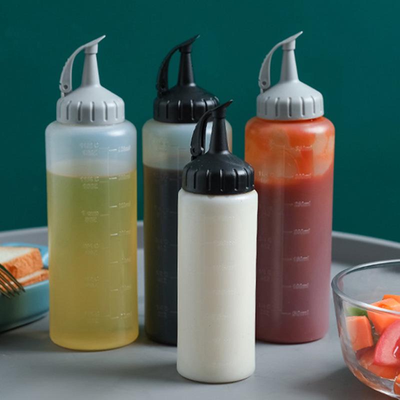 

329 Press-Type Oil Bottle with Scale, Plastic Squeeze Seasoning Jar, Pointed Mouth Jam Container. 175ml чёрный