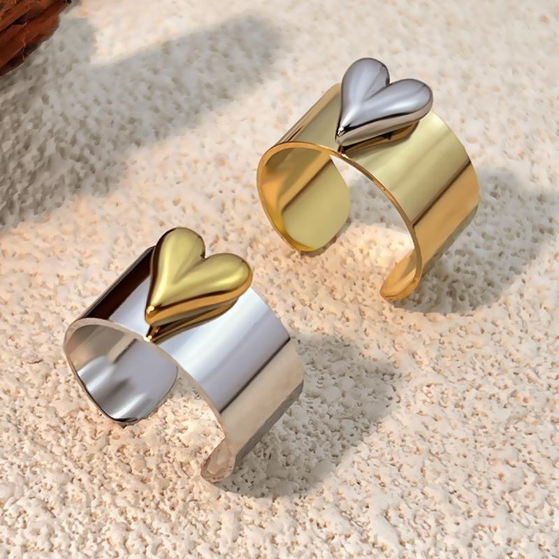 European and American Retro Heart Ring Stainless Steel Vacuum Plated Gold and Silver Color Matching Love Wide Version Ring Men's and Women's Rings
