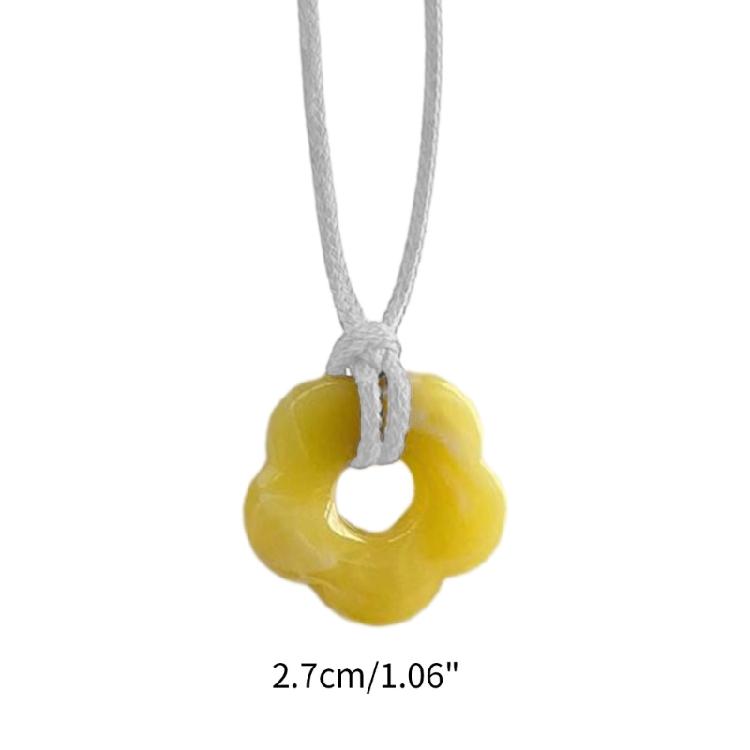 Acrylic Material Flower Neck Jewelry Pendant Choker Suitable for Any Occasion