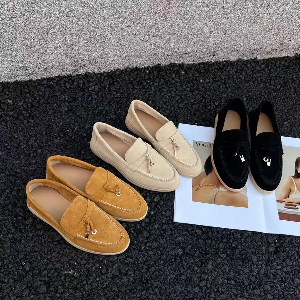 Sheepskin version fringed lock female flat-bottomed lazy one-pedal versatile soft-soled beanie shoes cashmere single shoes