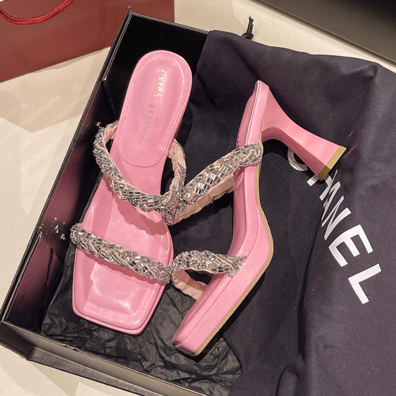 

Летние туфли на танкетке, женские шлепанцы, обувь в стиле кэжуал для улицы, металлическая отделка, элегантные женские шлепанцы для вечеринки 35