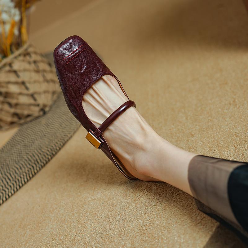 Mode 2024 Sommer Damen Pantoletten Echtes Leder Schuhe für Damen Zehen bedeckt Niedriger Absatz Slipper Quadratische Zehen Sandalen Interne Erhöhung Schuhe