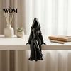 Geheimnisvolle Gesichtslose Frau Statue Gotische Kapuzenhexe Skulptur, Sitzende Dame Dunkle Ästhetik Atmosphärische Tischplatten-Dekoration Figur, 3D-Gedruckt