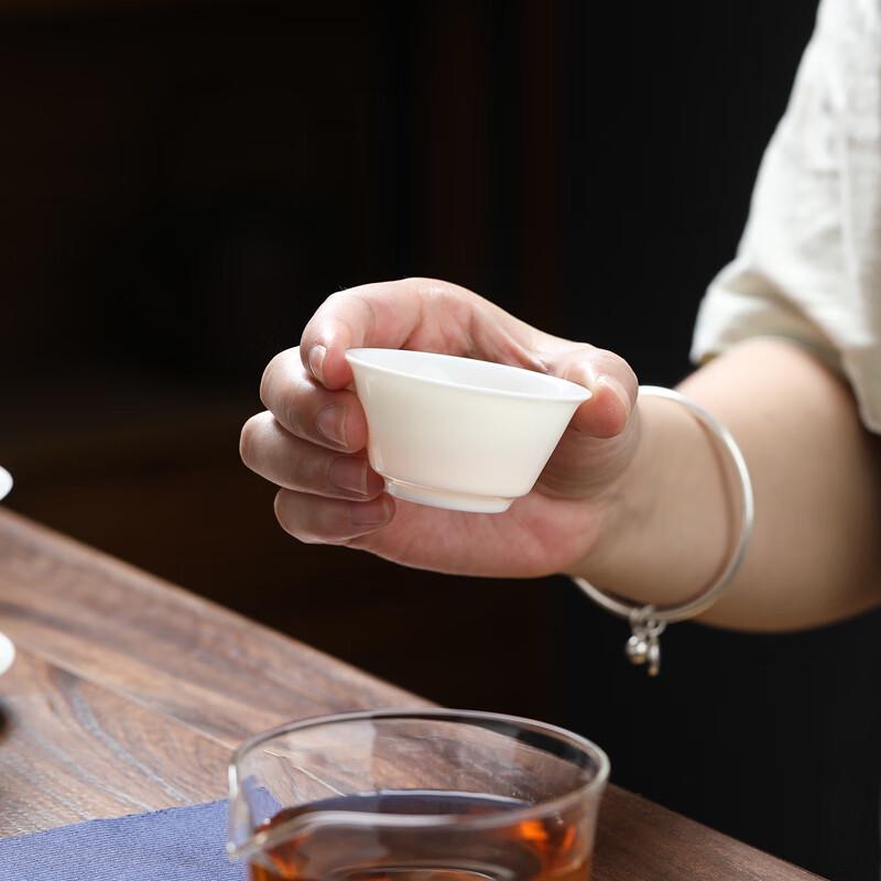 MULTIPOTENT Mutton-fat Jade Porcelain Travel Kung Fu Tea Set with 3 Cups