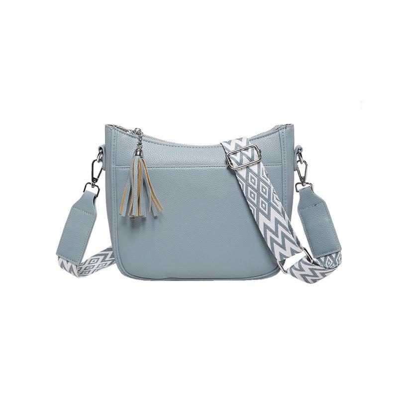 New trendy large-capacity commuter women's bags, fashionable and simple single shoulder messenger women's bags