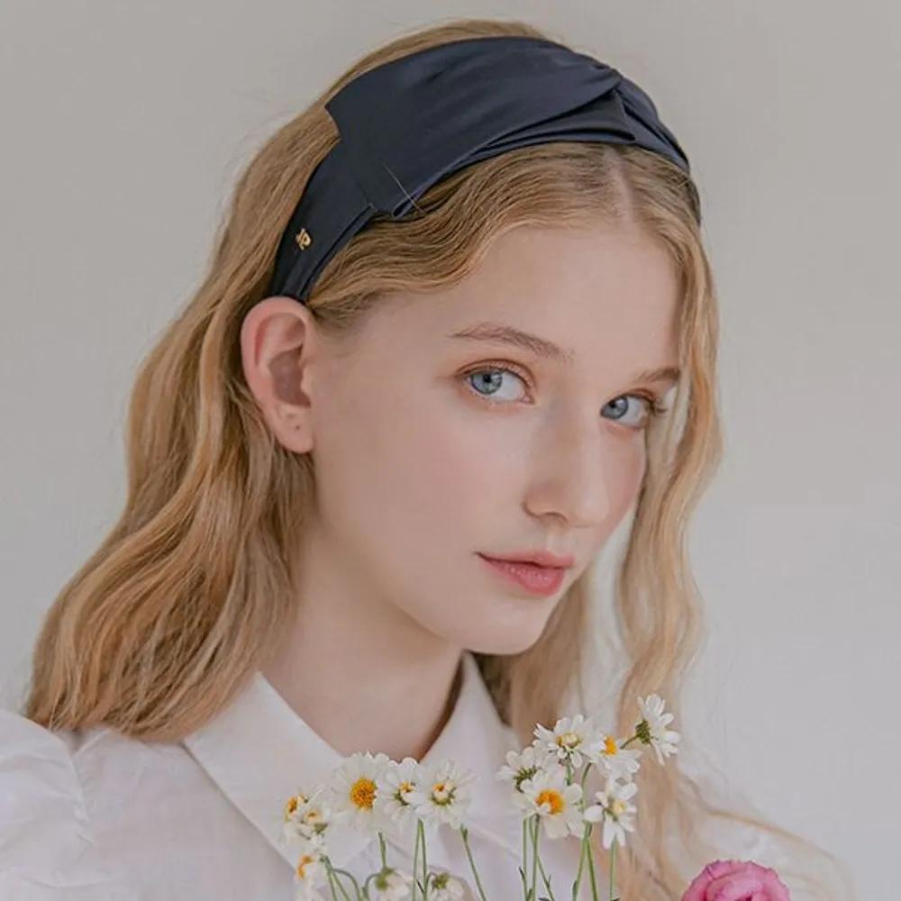 Satin Asymmetrical Twisted Hairband JP-22-213HB black