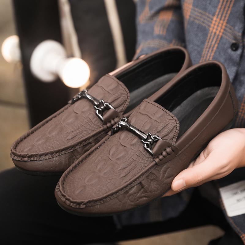 Men's Slip-On Casual Leather Shoes Summer New Style Soft Bottom Business Breathable Lazy Shoes Ultrafine Leather Bean Bean