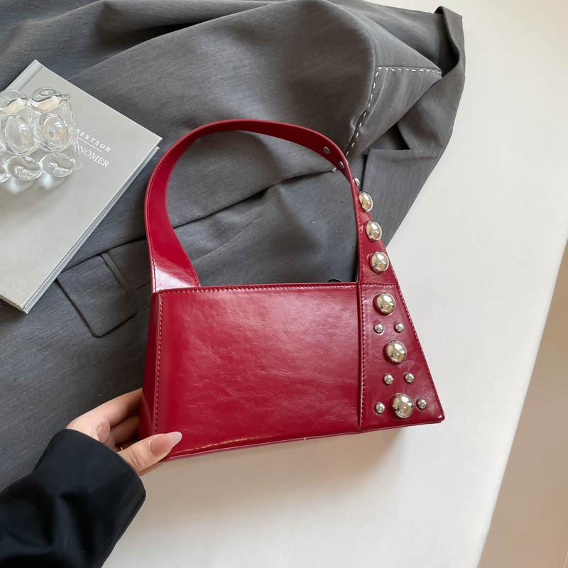 2025 Summer New Women's Bags Niche Handbags Personalized High Value Fashion Rivet Shoulder Bags Trendy Bags Women