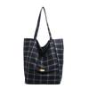 Casual relaxation large-capacity bag women's 2025 new autumn and winter canvas plaid shoulder bag double-sided tote bag