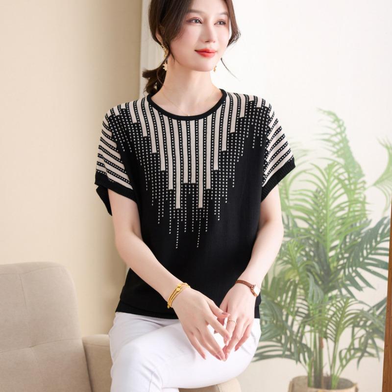 

Mom summer short-sleeved shirt medium and old small shirt fashion shirt year old 0 knitted women s clothing on thin clothes 5XL чёрный