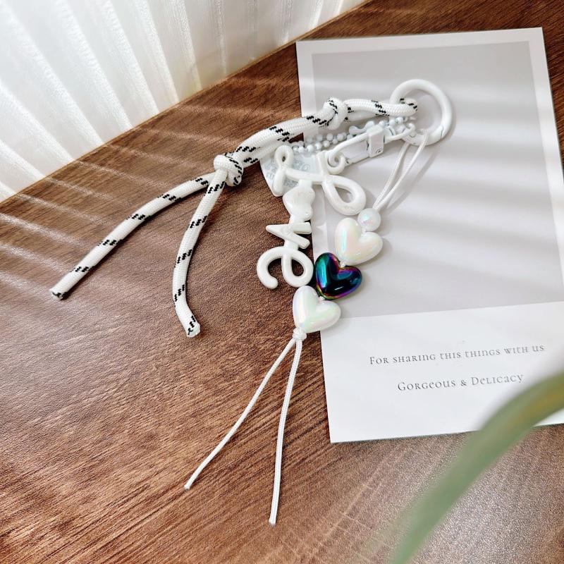 1 Piece   Heart-Shaped Bead Weaving Rope Mobil Phone Pendant Universal Lanyard Bag Key Keychain Accessories Gift