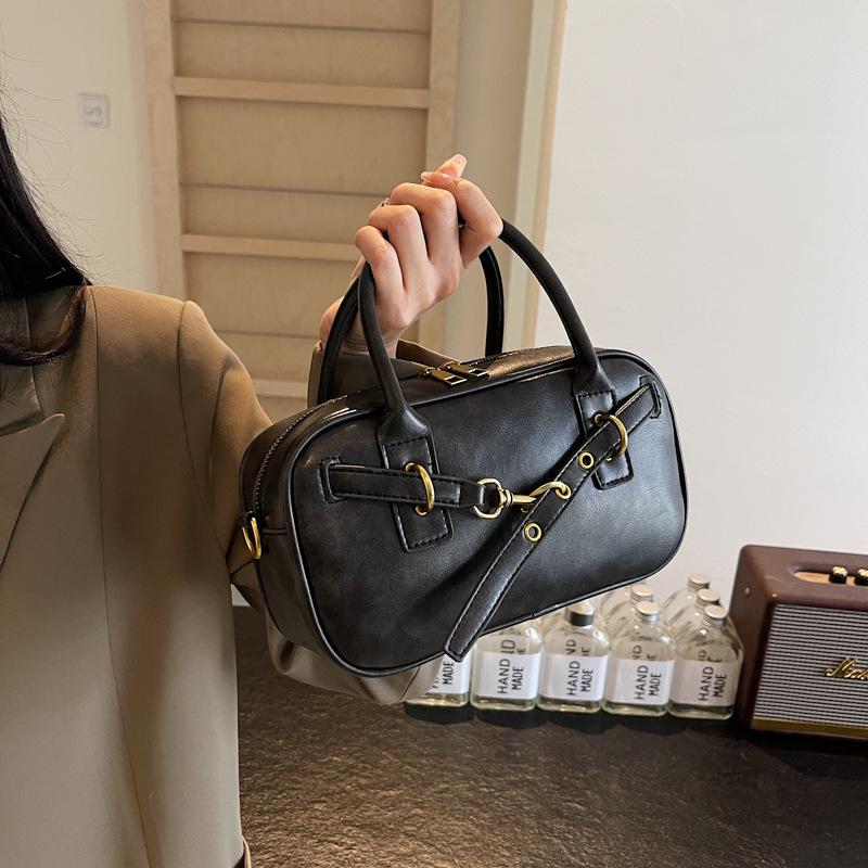 Premium Retro Small Bag Women's 2025 New Autumn and Winter Versatile Messenger Bag Fashion Shoulder Portable Small Square Bag