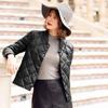 Damen Kurze Leichte Daunenjacke Baseballkragen Rautensteppung Jacke mit umgedrehten Nähten