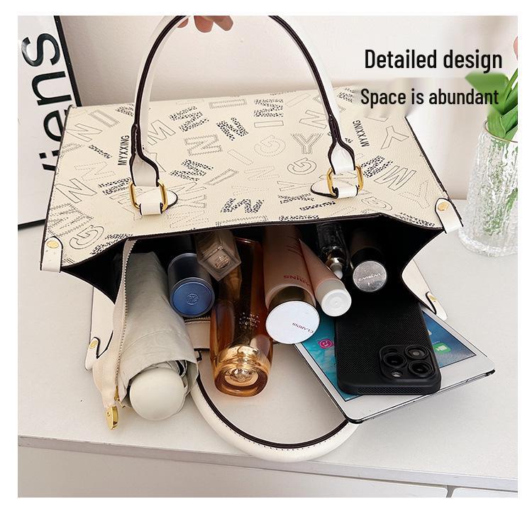 2025 Trendige Monogramm-Tragetasche mit großem Fassungsvermögen - Perfektes Geschenk für Mädchen