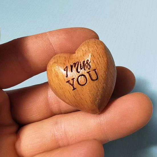 Coração de madeira bolso abraço token amor lembrete portátil lembrança mini coração amor